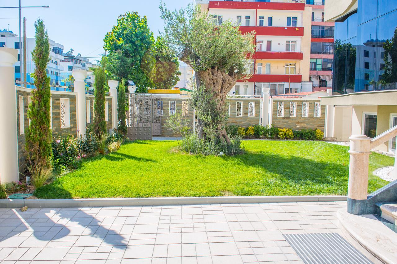 Hotel Vila Koral Драч Екстериор снимка