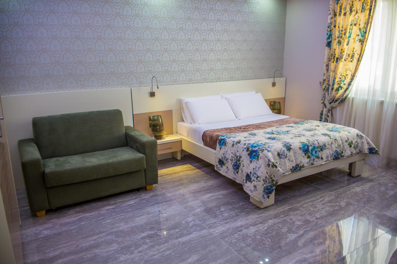 Hotel Vila Koral Драч Екстериор снимка