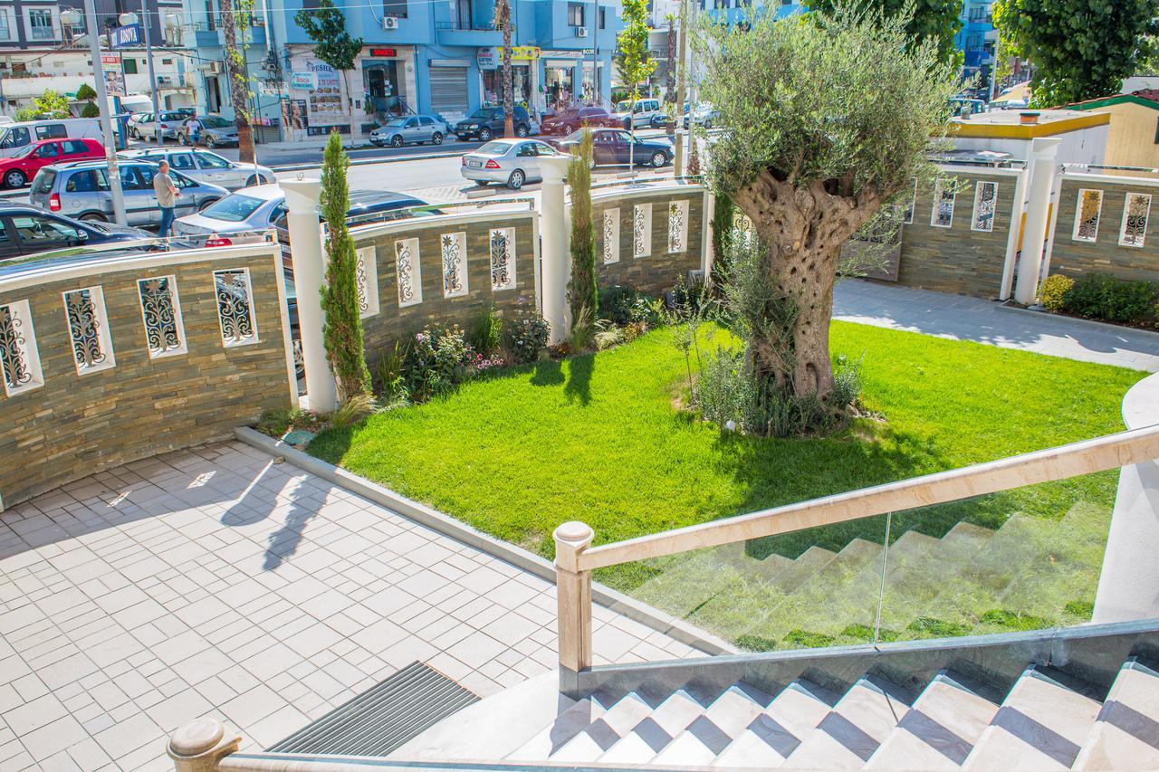 Hotel Vila Koral Драч Екстериор снимка