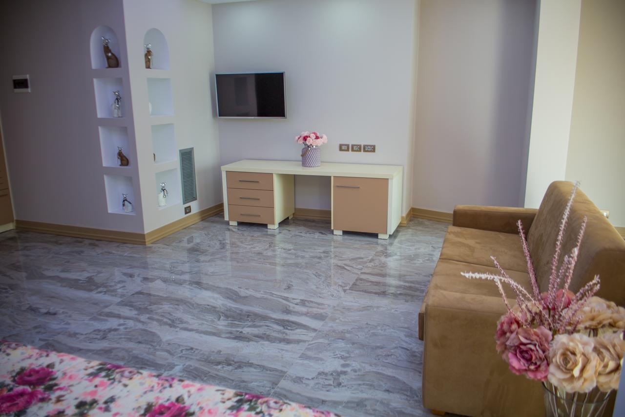 Hotel Vila Koral Драч Екстериор снимка
