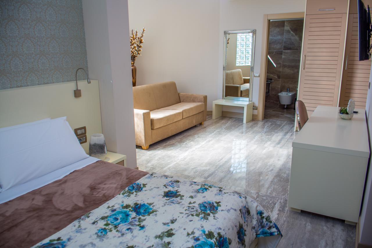 Hotel Vila Koral Драч Екстериор снимка